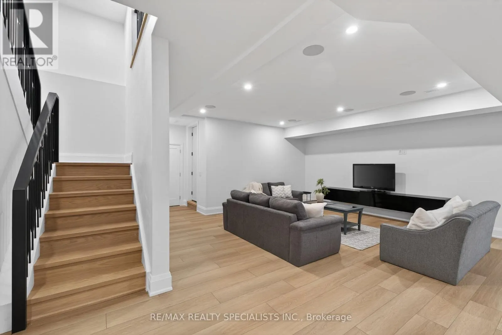 431 SEATON DRIVE