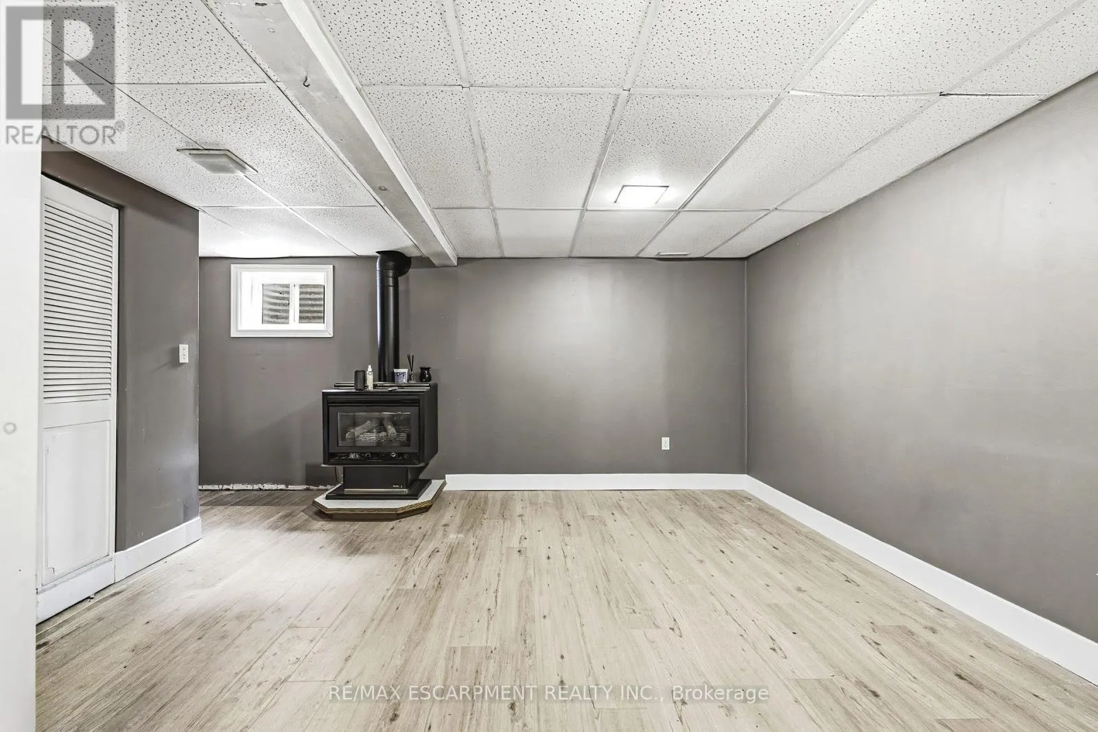 14 - 564 SHERATON ROAD