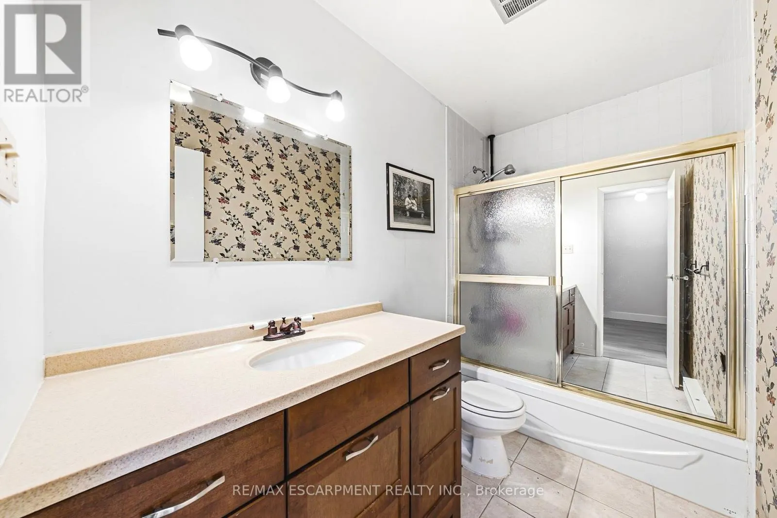 14 - 564 SHERATON ROAD