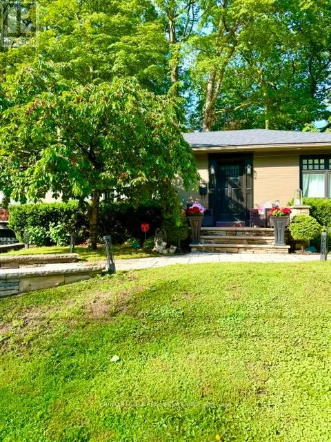 89 HOLYROOD AVENUE