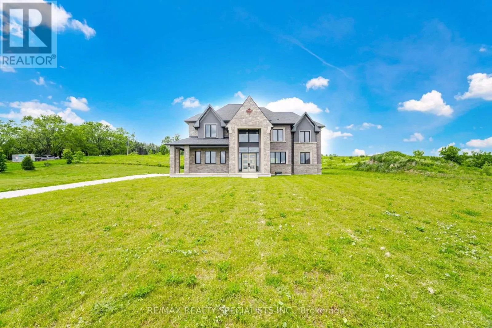 12 FERRARA DRIVE