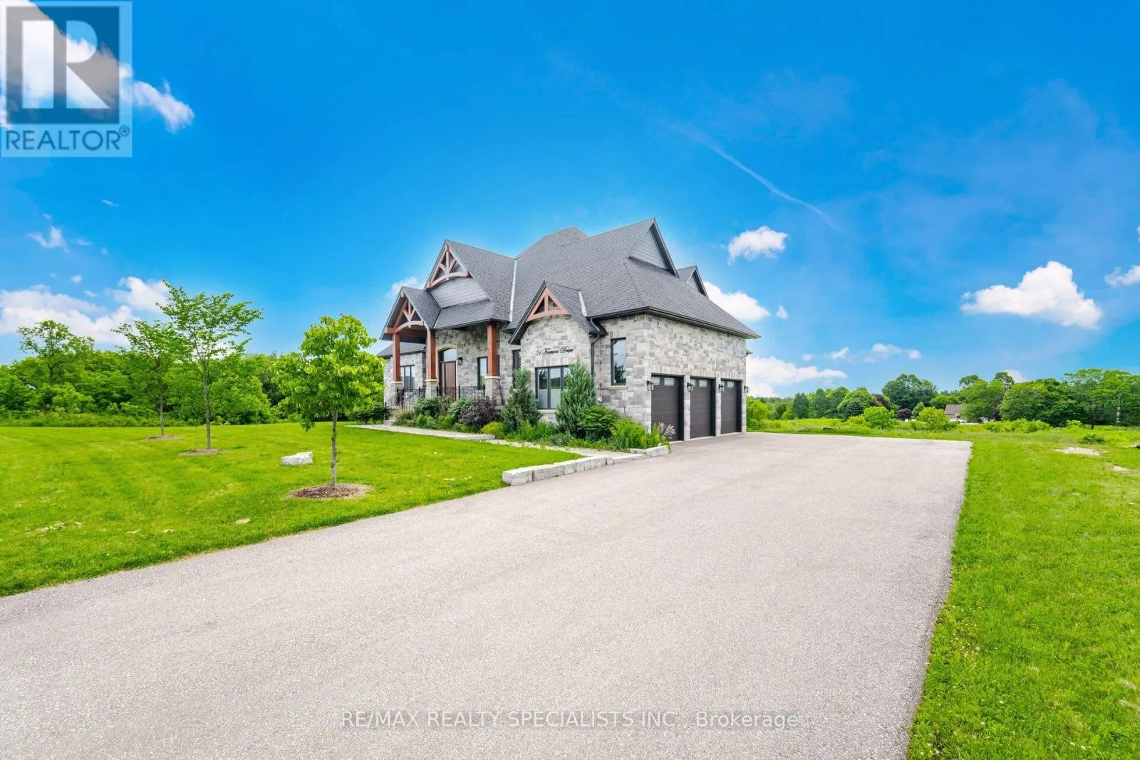 31 FERRARA DRIVE