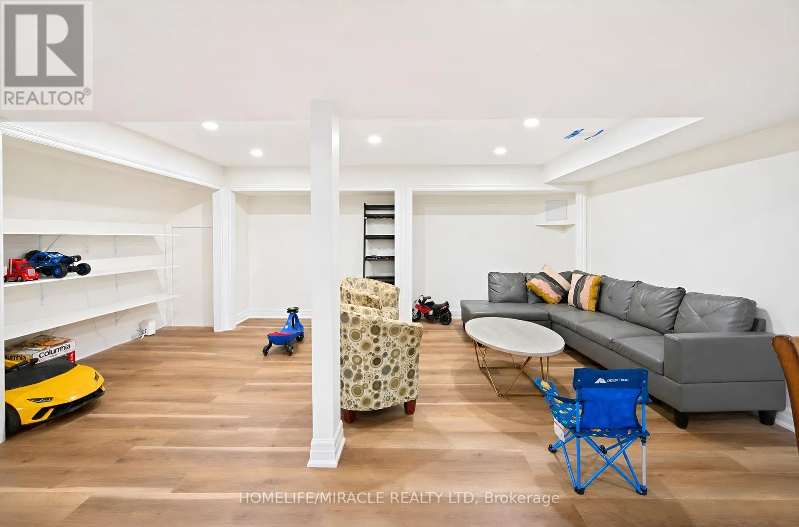 29 HOLMES DRIVE