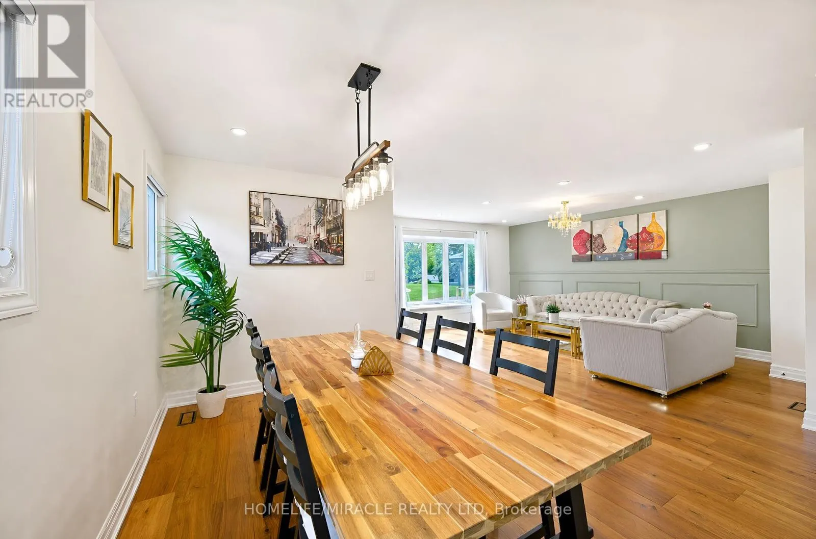 29 HOLMES DRIVE