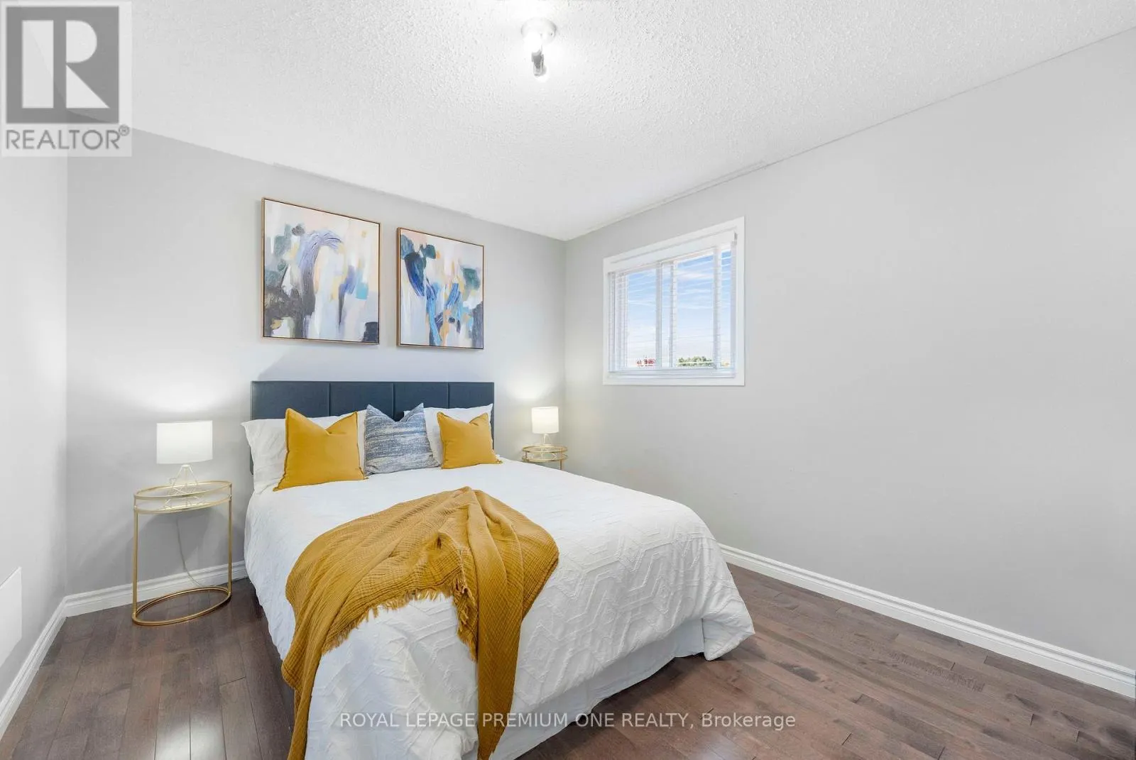 25 SIR LANCELOT COURT