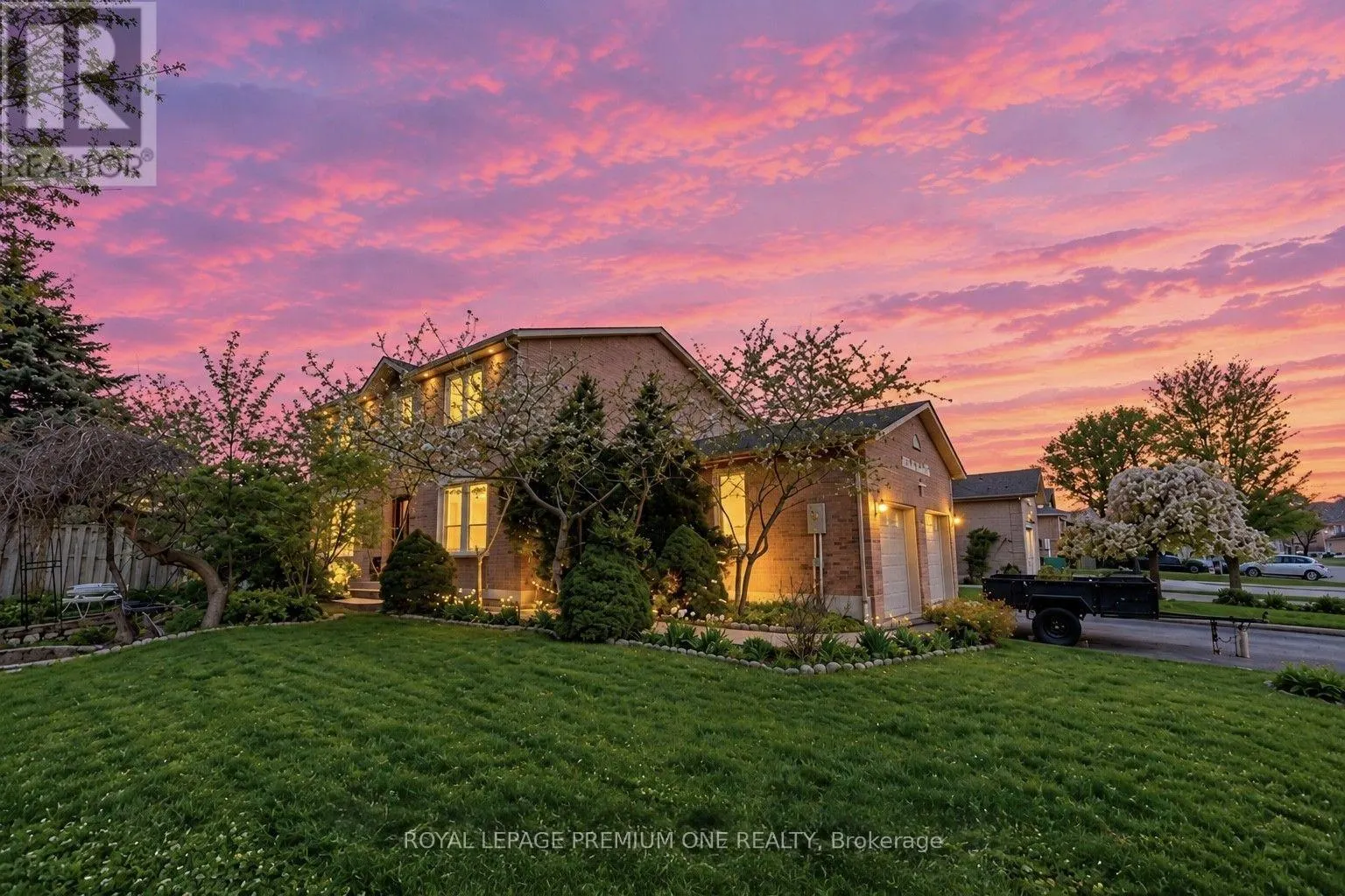 25 SIR LANCELOT COURT