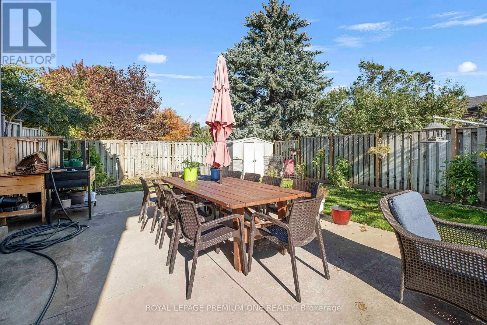 25 SIR LANCELOT COURT