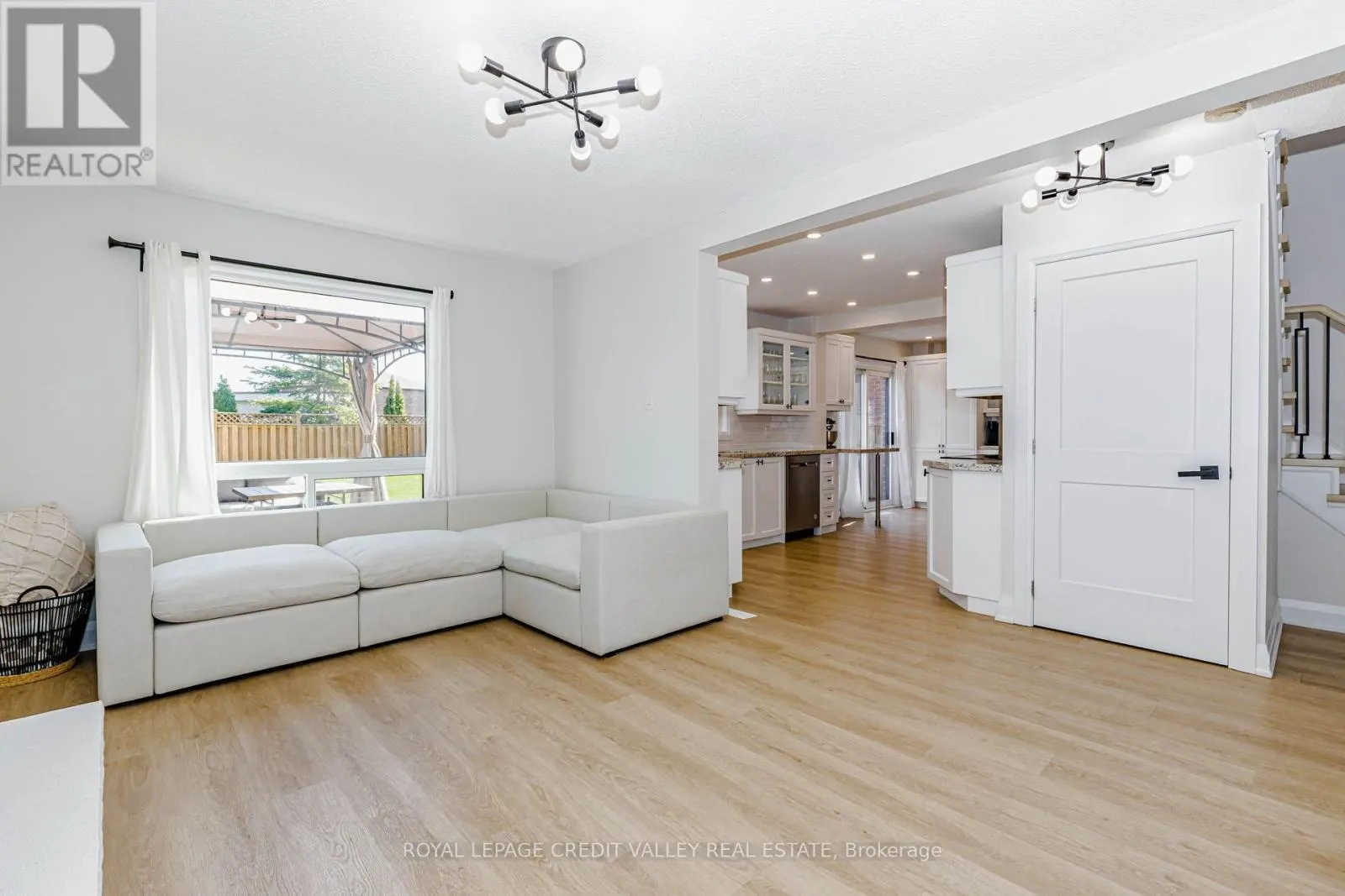 85 DEROSE AVENUE