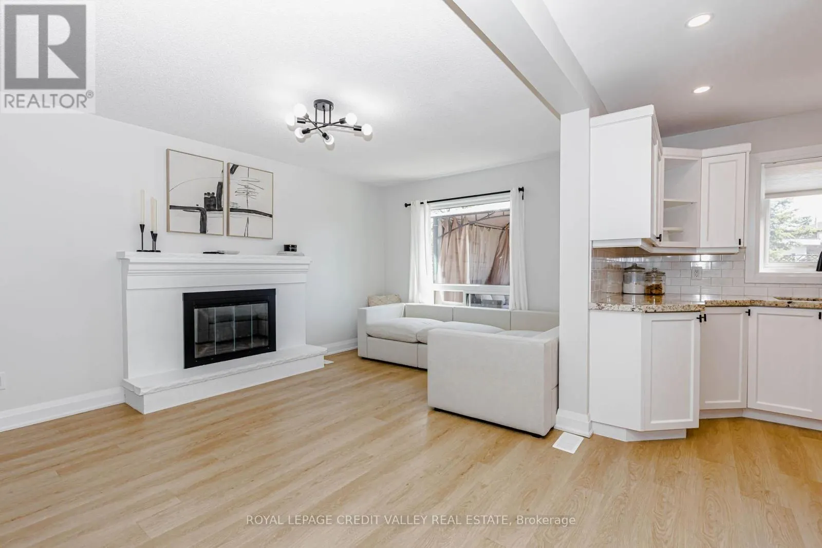 85 DEROSE AVENUE