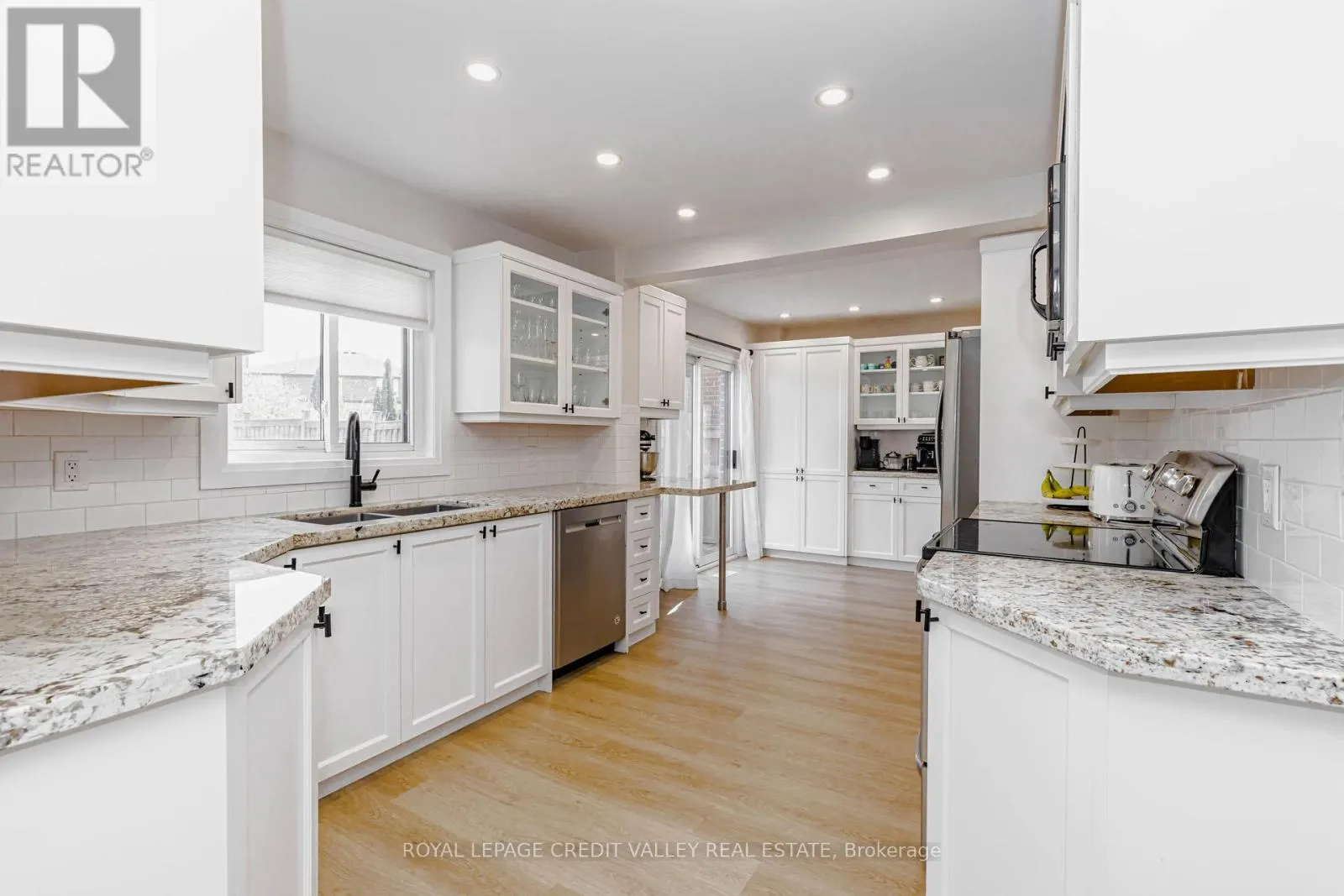 85 DEROSE AVENUE