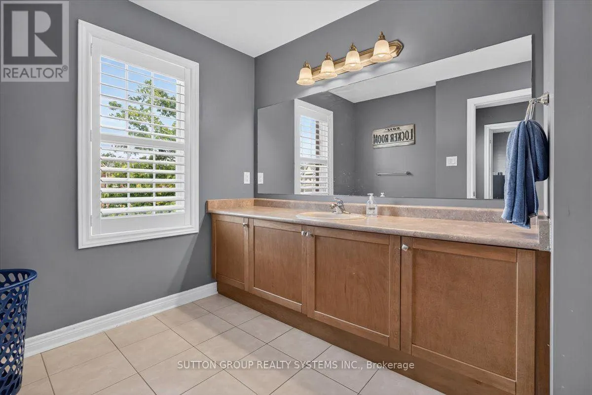 34 BOYCES CREEK COURT