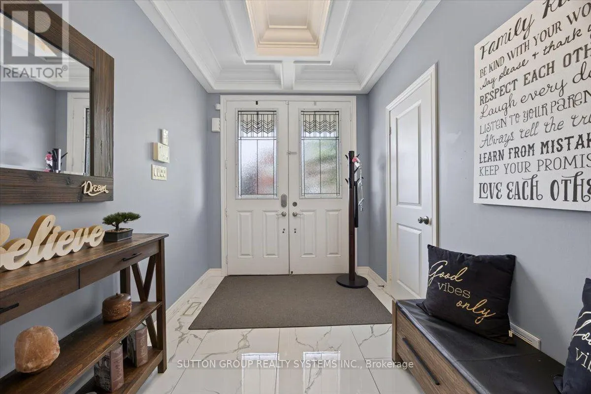 34 BOYCES CREEK COURT