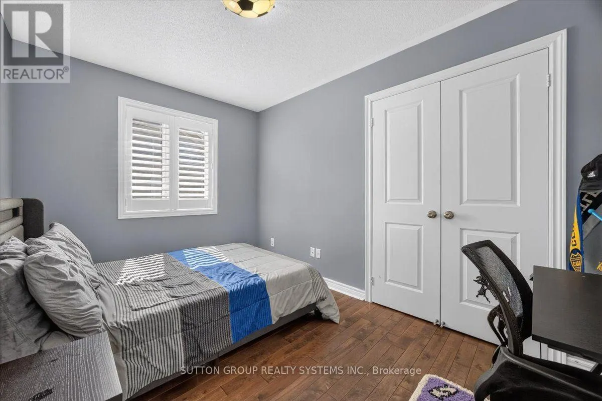 34 BOYCES CREEK COURT