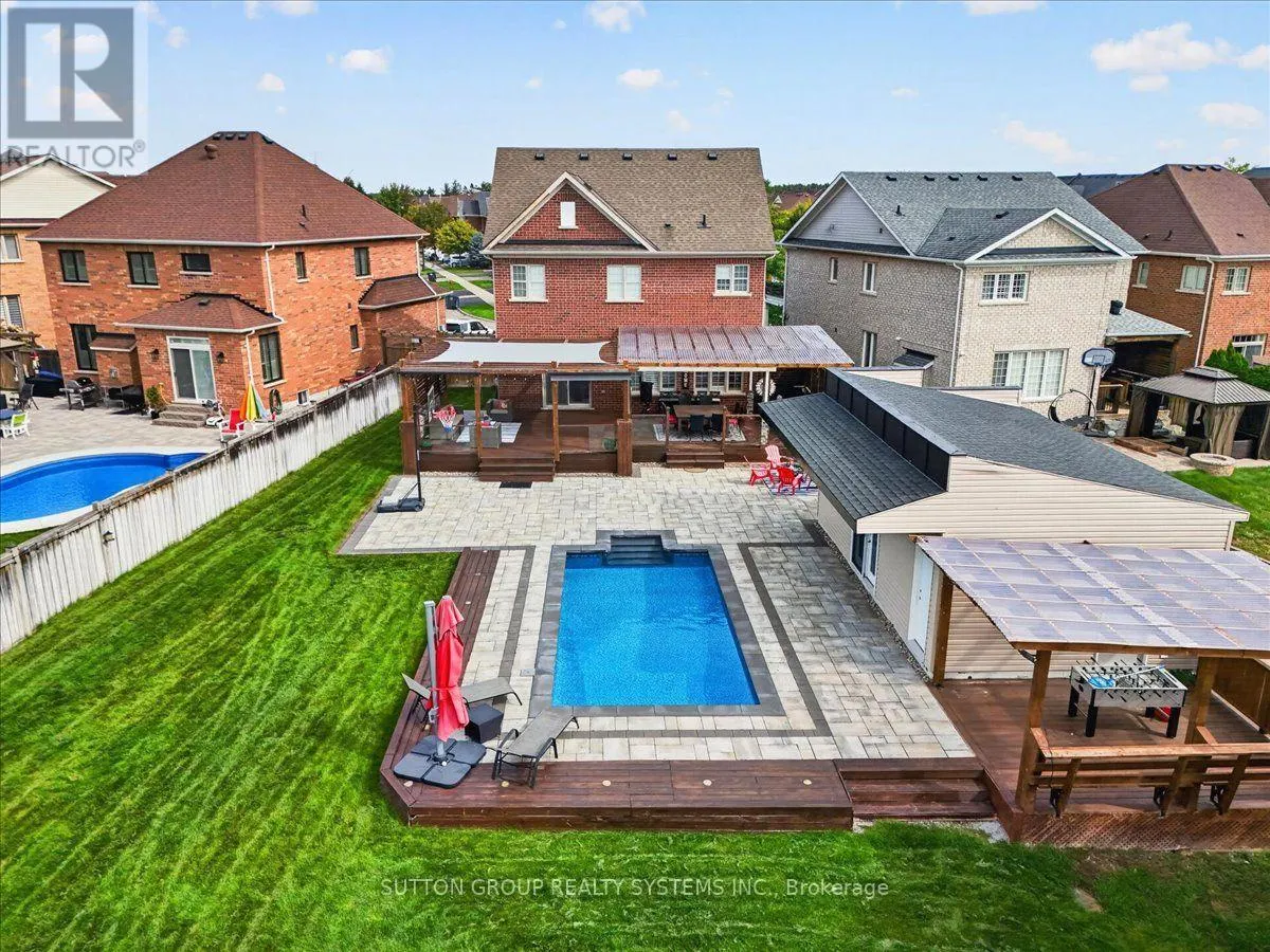 34 BOYCES CREEK COURT