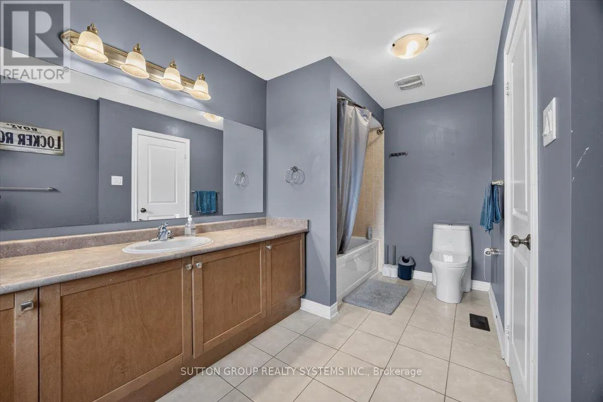 34 BOYCES CREEK COURT