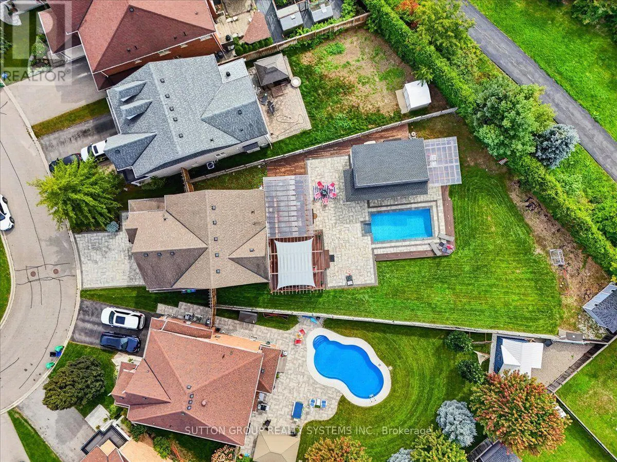 34 BOYCES CREEK COURT