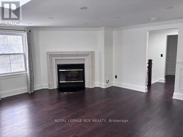 134 QUEEN STREET N