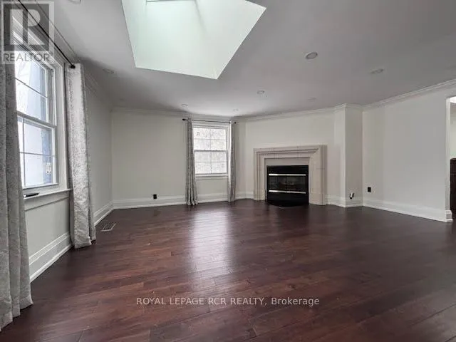 134 QUEEN STREET N