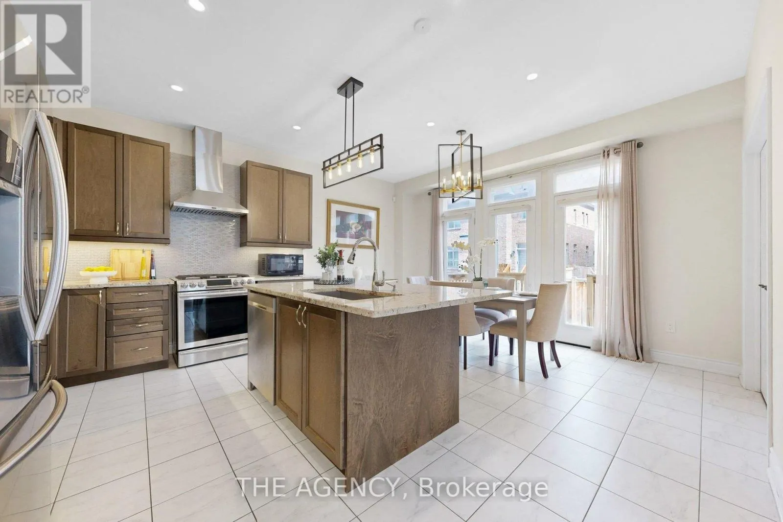 53 ELYSIAN FIELDS CIRCLE