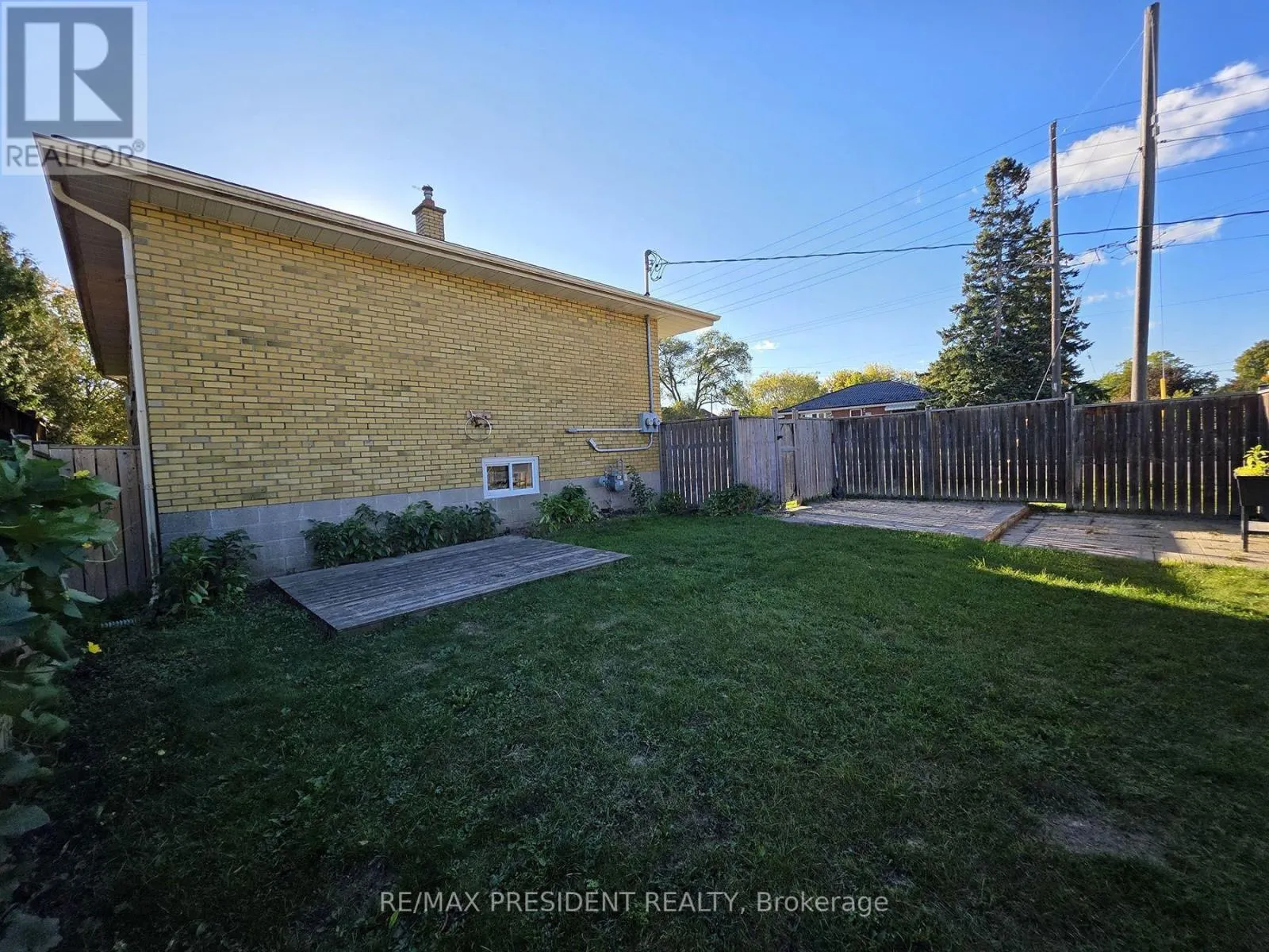 (UPPER) - 2280 MOUNTAINSIDE DRIVE