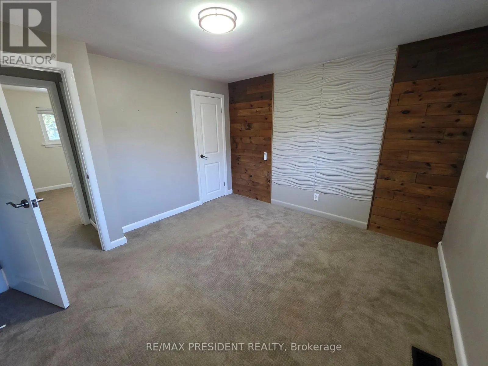 (UPPER) - 2280 MOUNTAINSIDE DRIVE