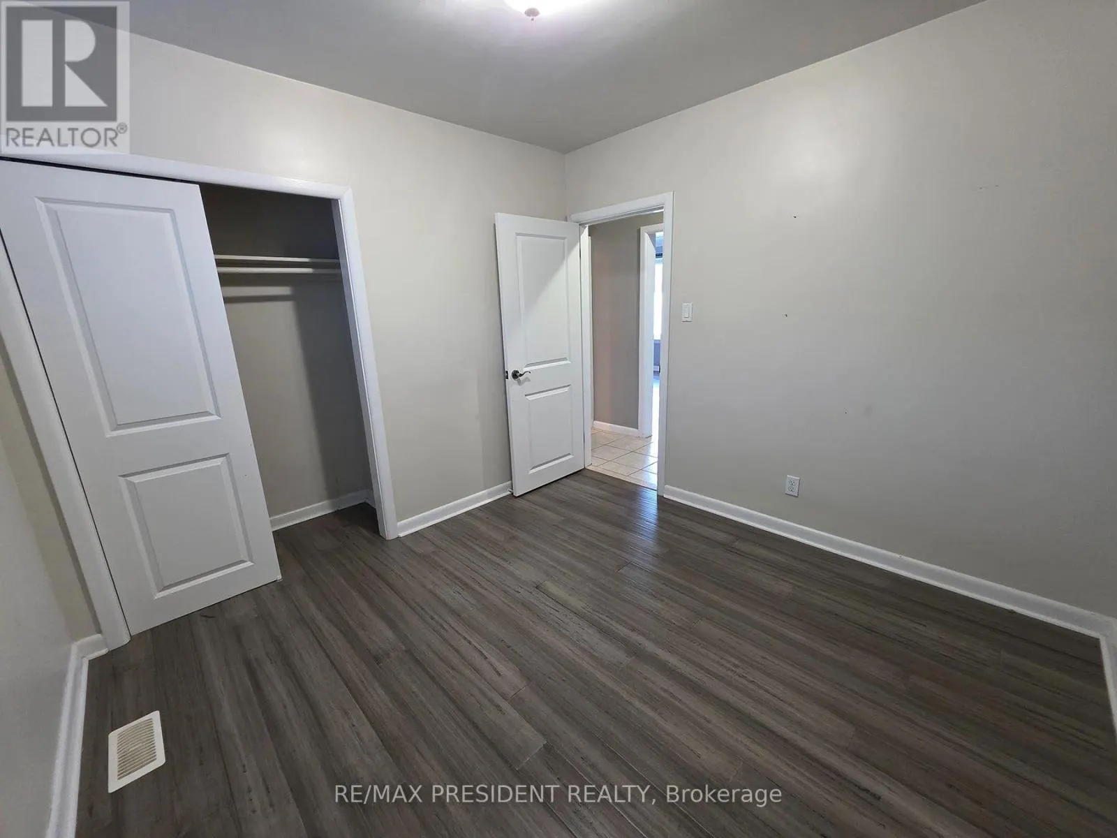 (UPPER) - 2280 MOUNTAINSIDE DRIVE