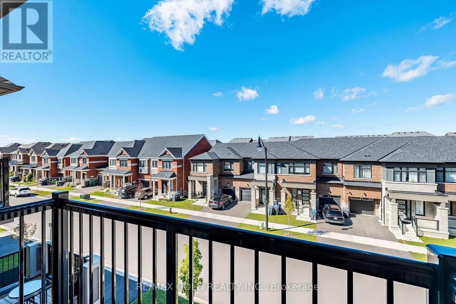 13 KEPPEL CIRCLE