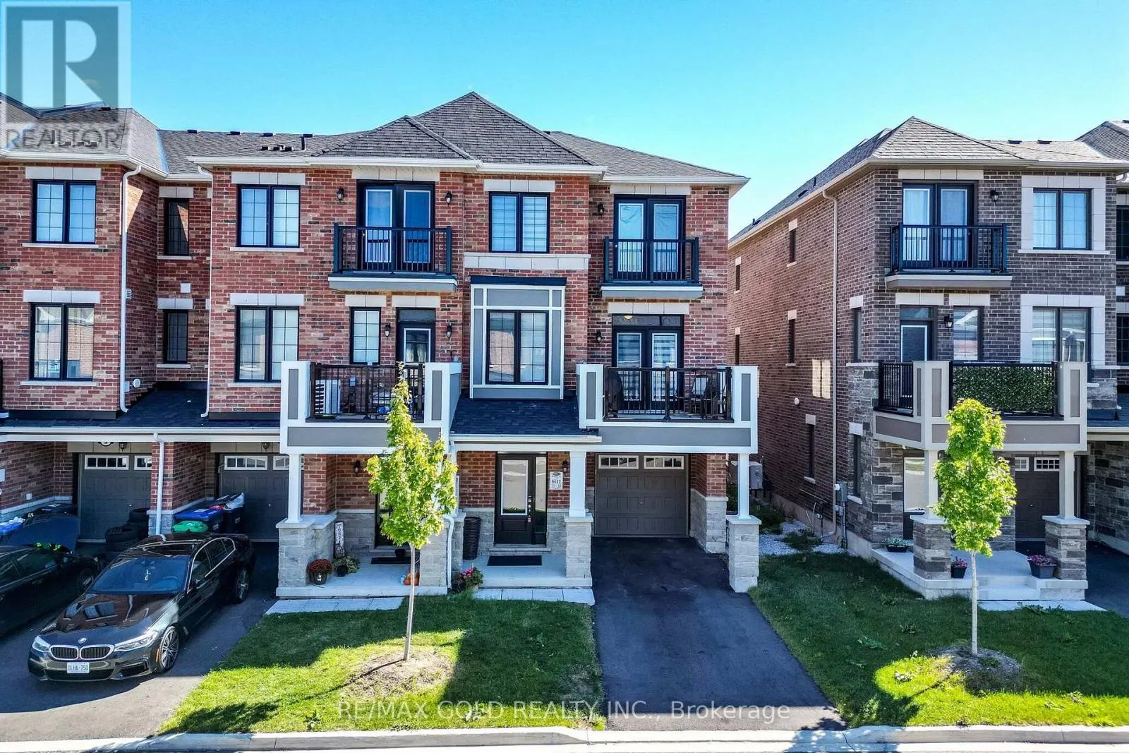 13 KEPPEL CIRCLE