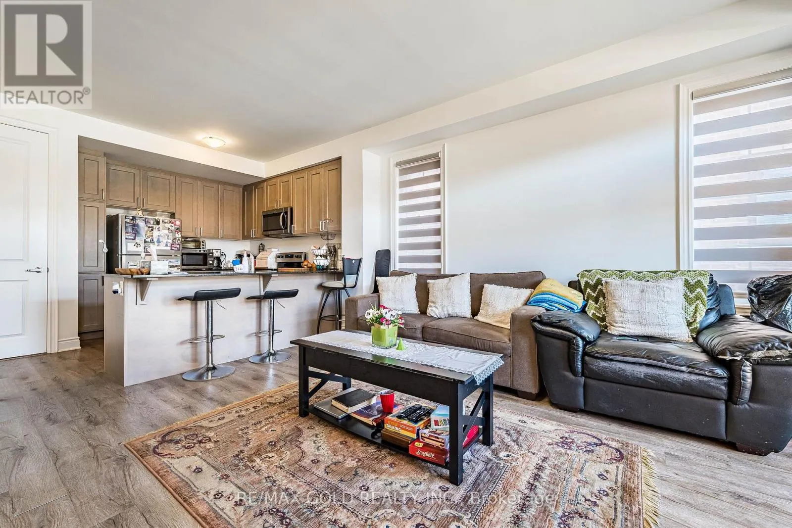 13 KEPPEL CIRCLE