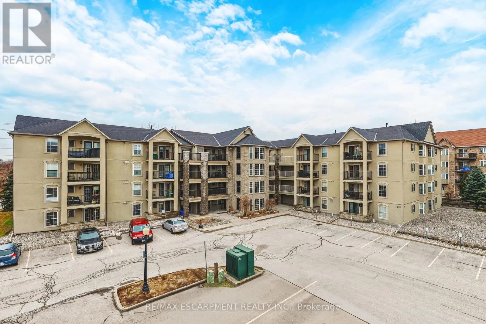 313 - 1451 WALKERS LINE