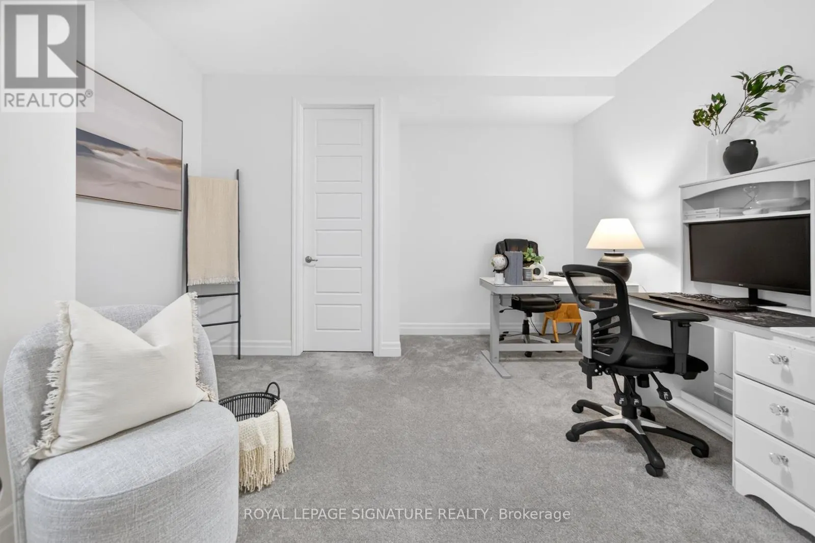 1493 FORD STRATHY CRESCENT