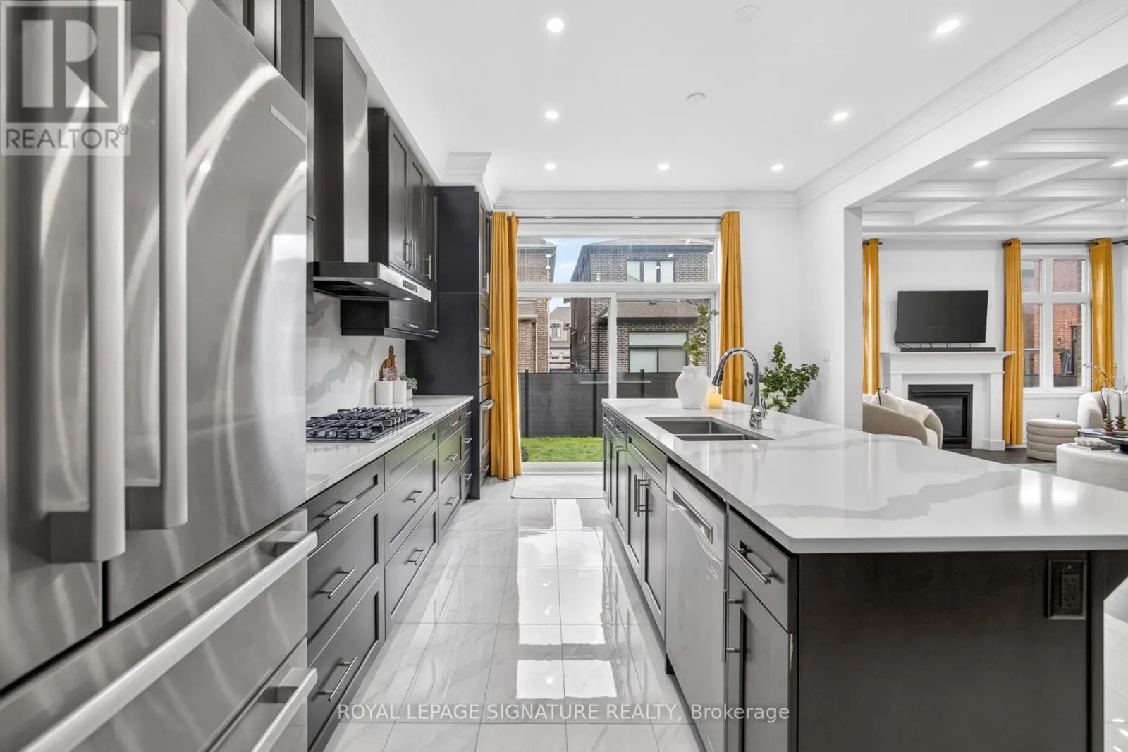 1493 FORD STRATHY CRESCENT