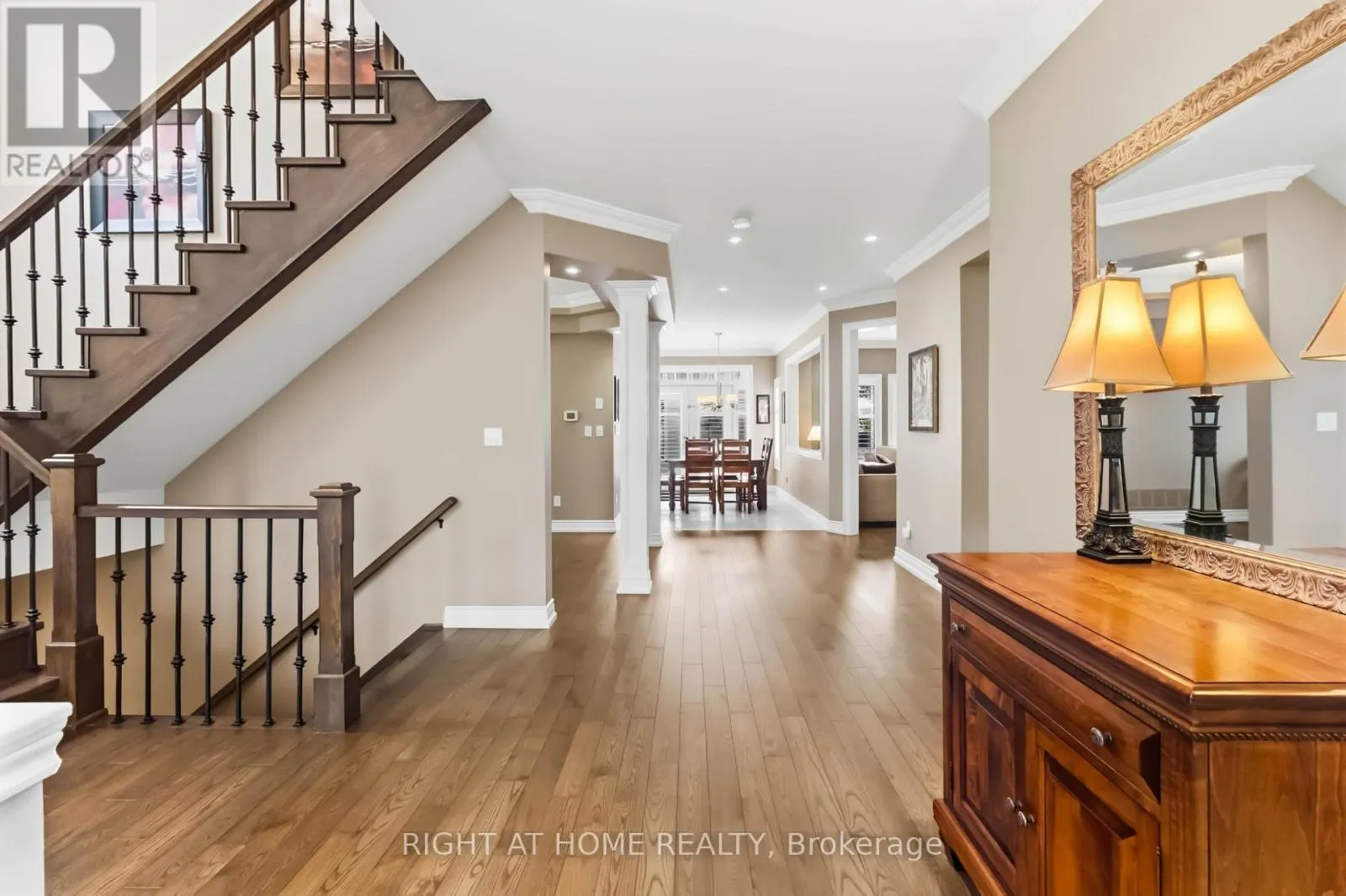 1213 LINDENROCK DRIVE