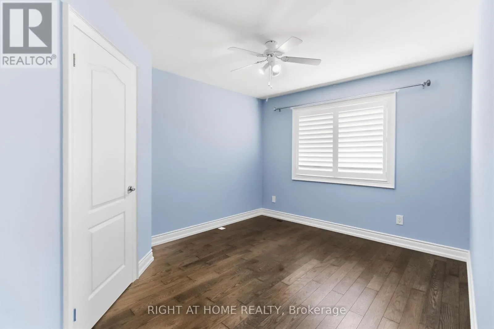 1213 LINDENROCK DRIVE