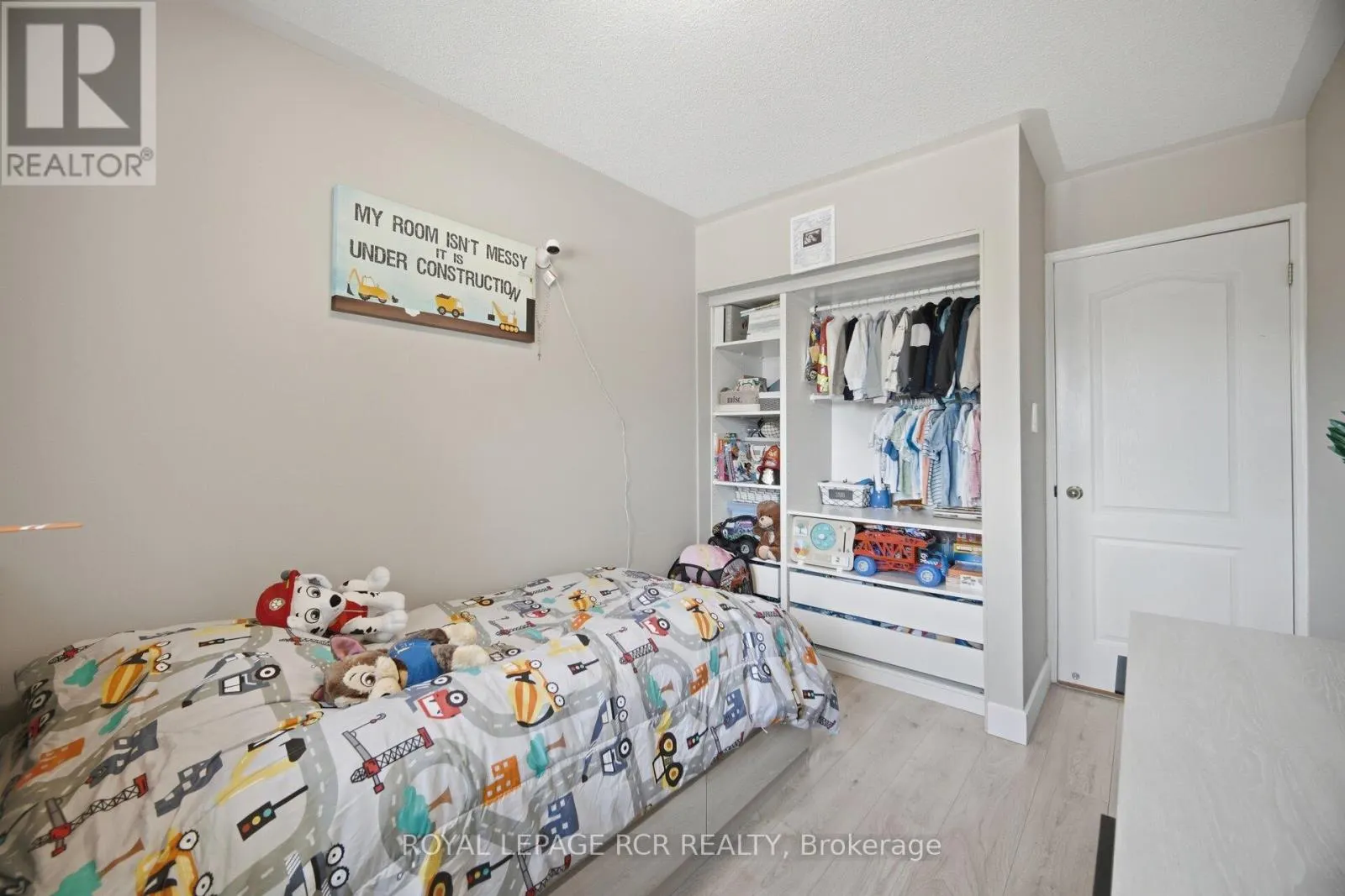 31 ALDERBROOK PLACE