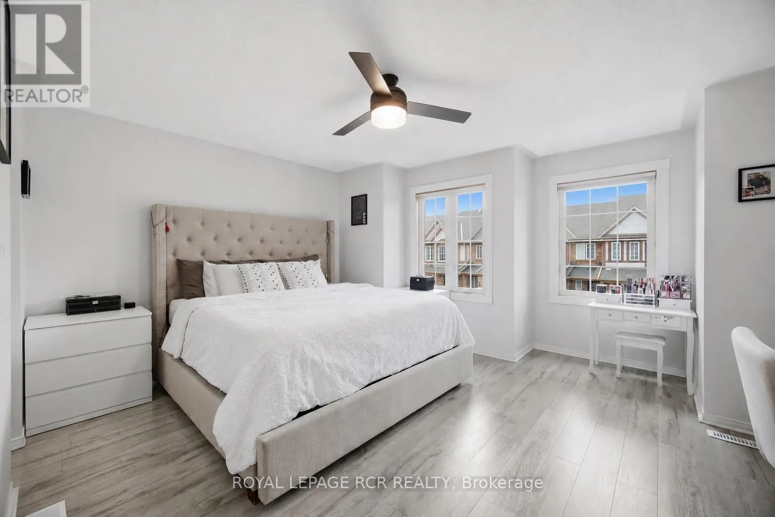 31 ALDERBROOK PLACE