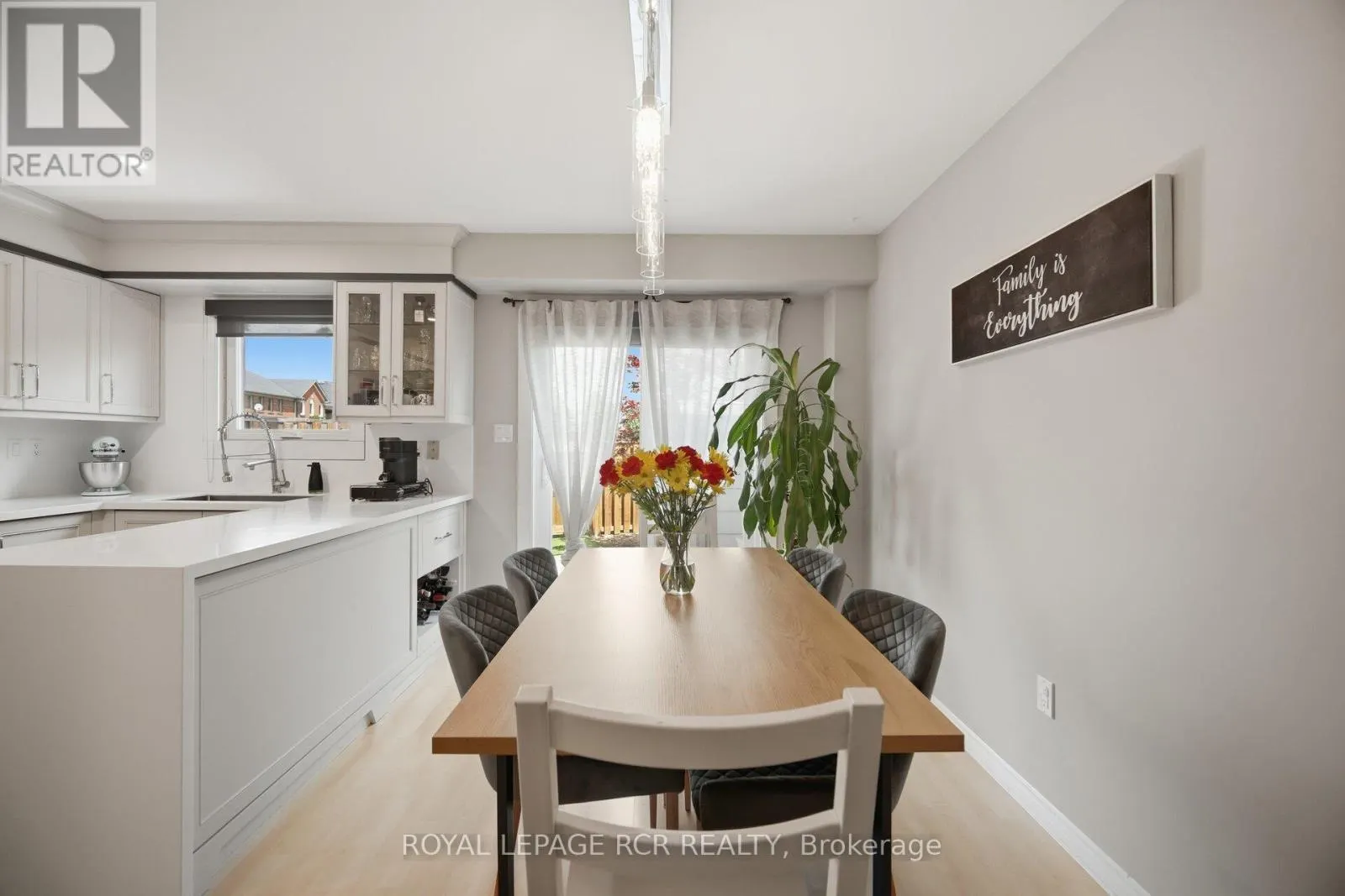 31 ALDERBROOK PLACE