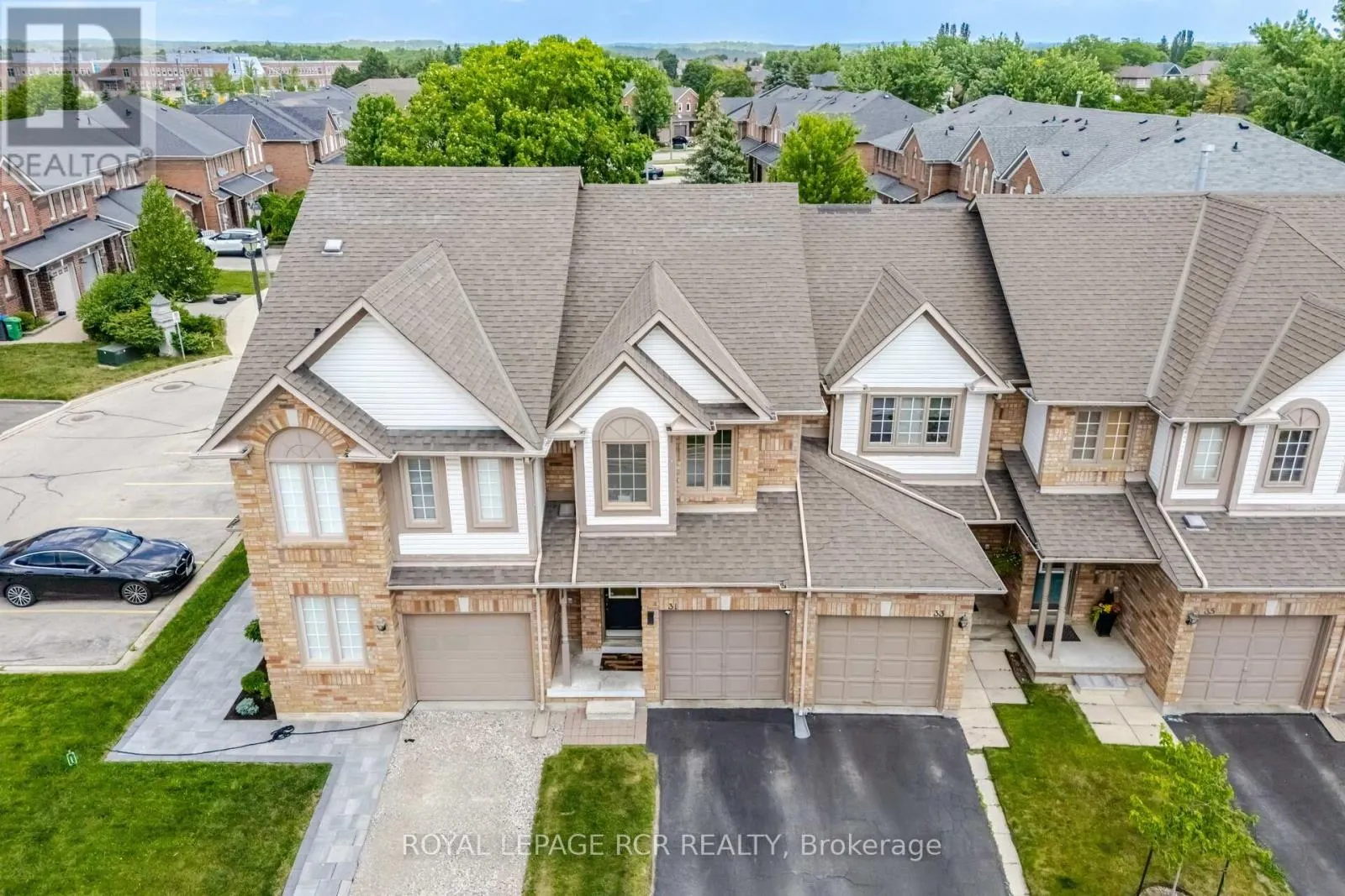 31 ALDERBROOK PLACE