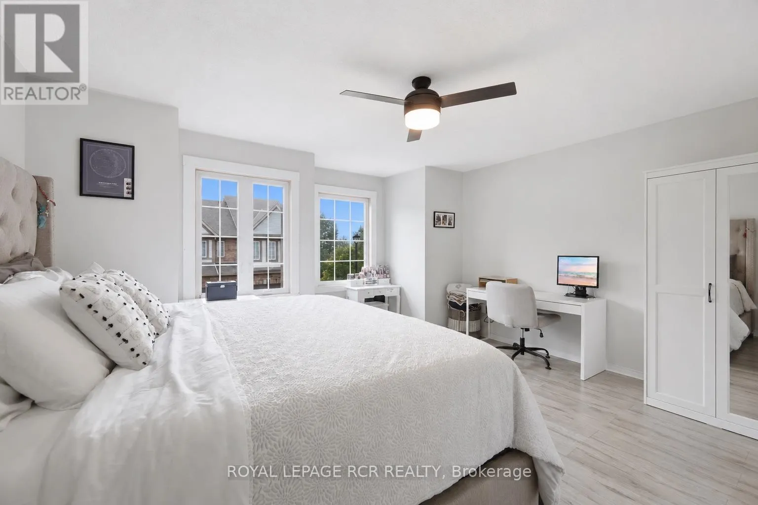 31 ALDERBROOK PLACE