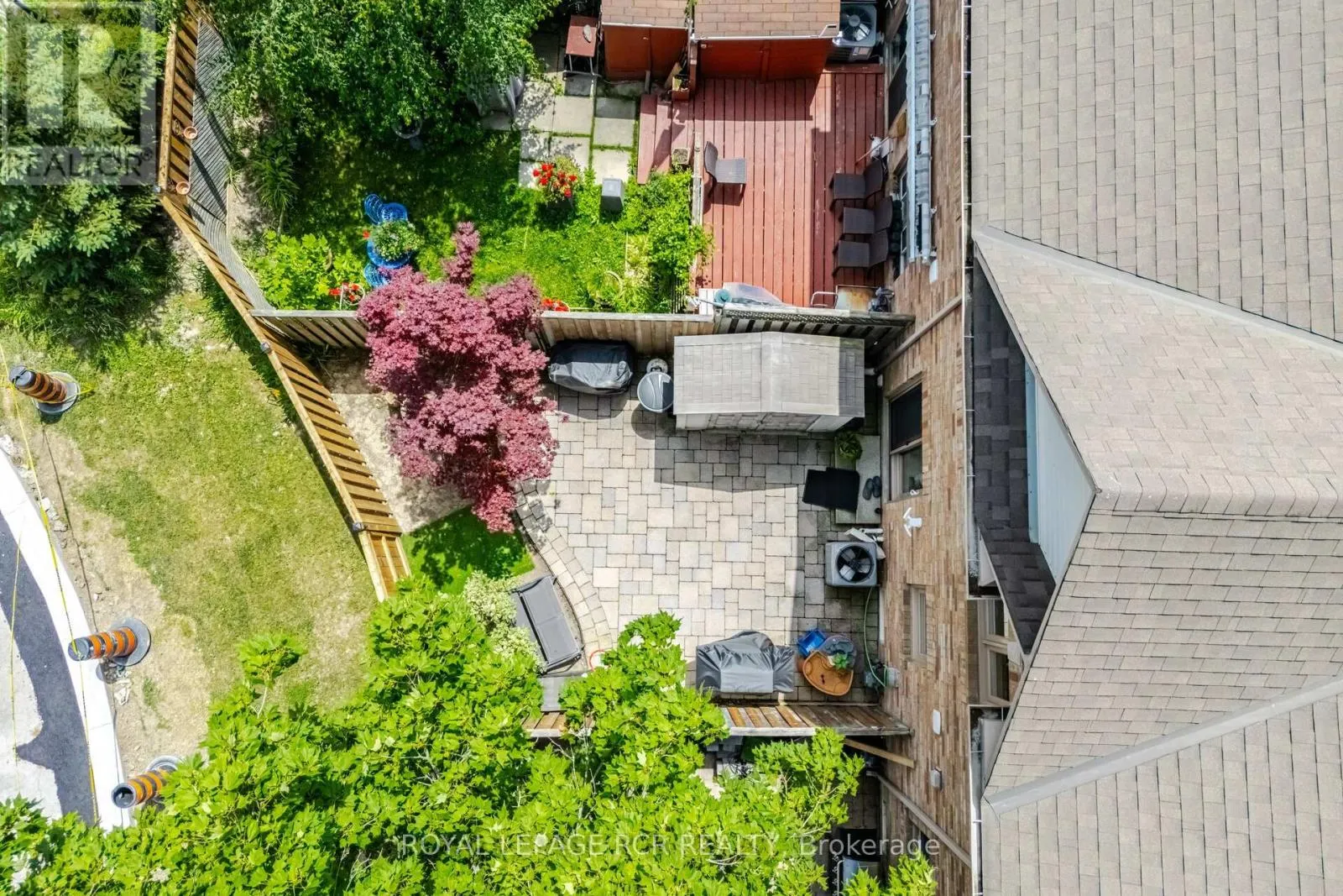 31 ALDERBROOK PLACE