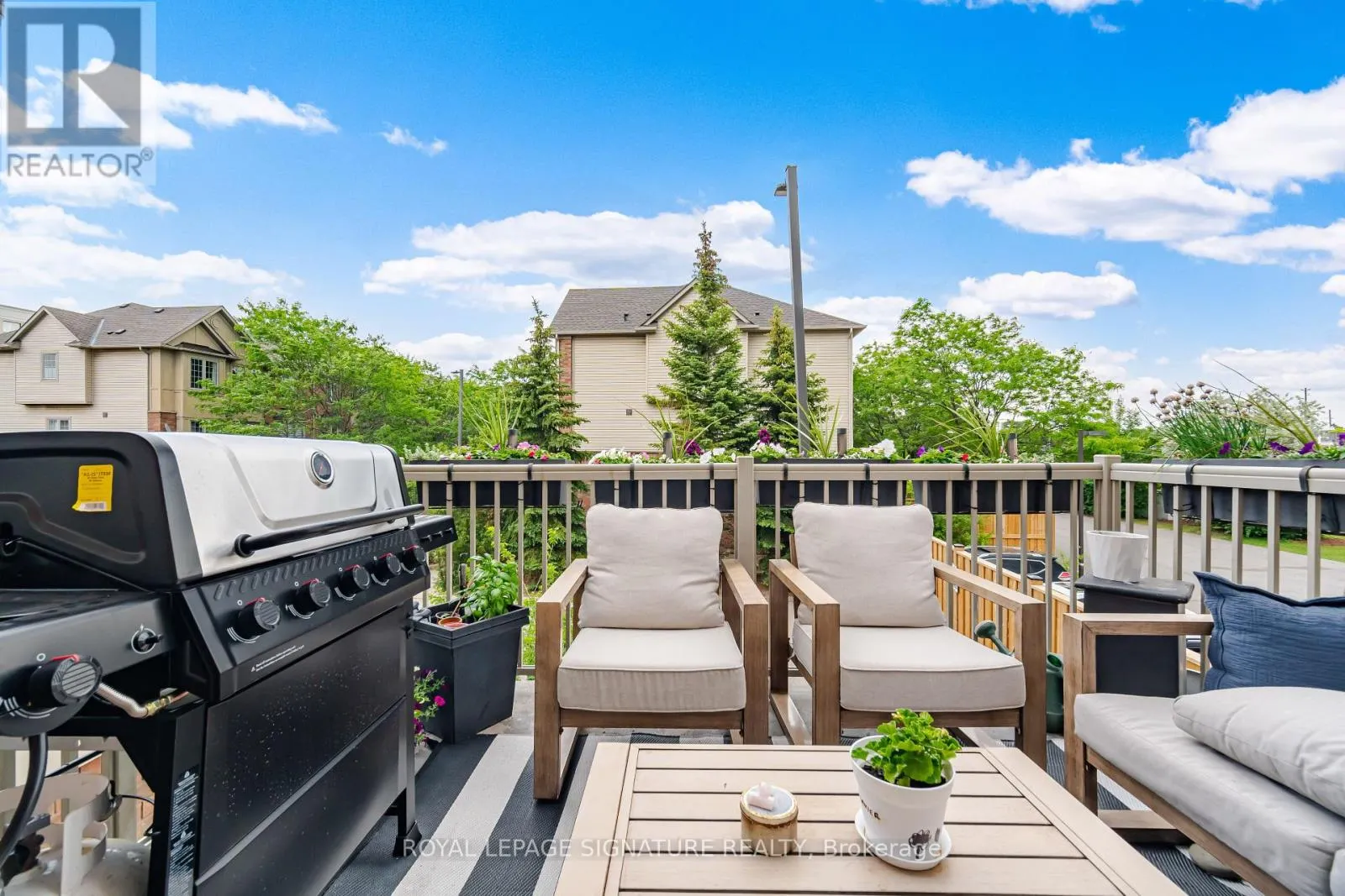 5035 BIDWELL COMMON