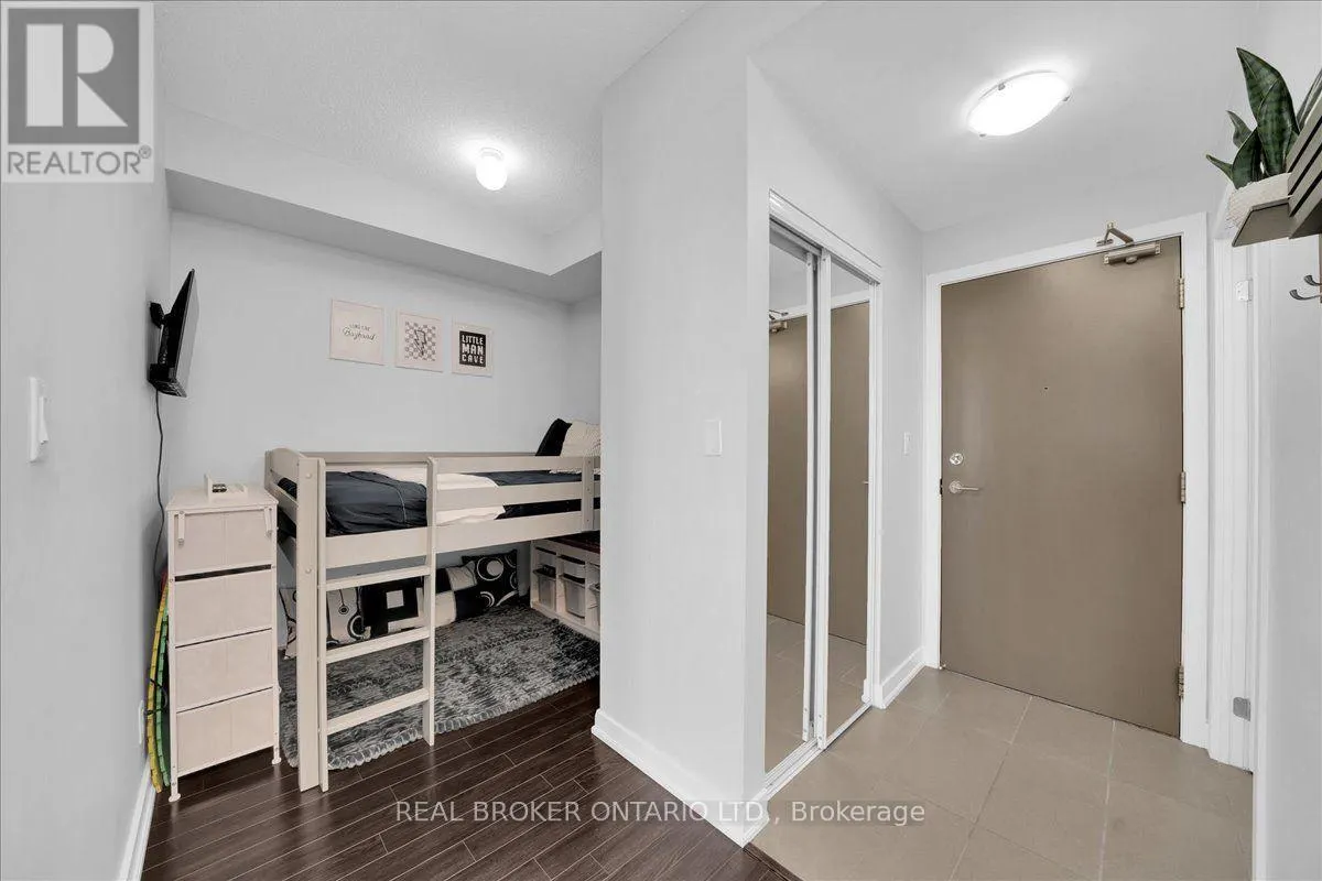 805 - 4065 BRICKSTONE MEWS
