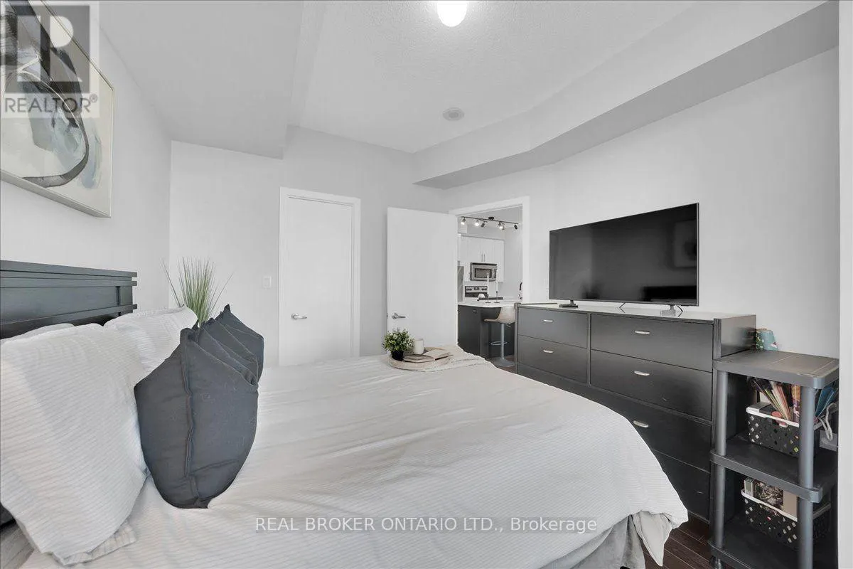 805 - 4065 BRICKSTONE MEWS