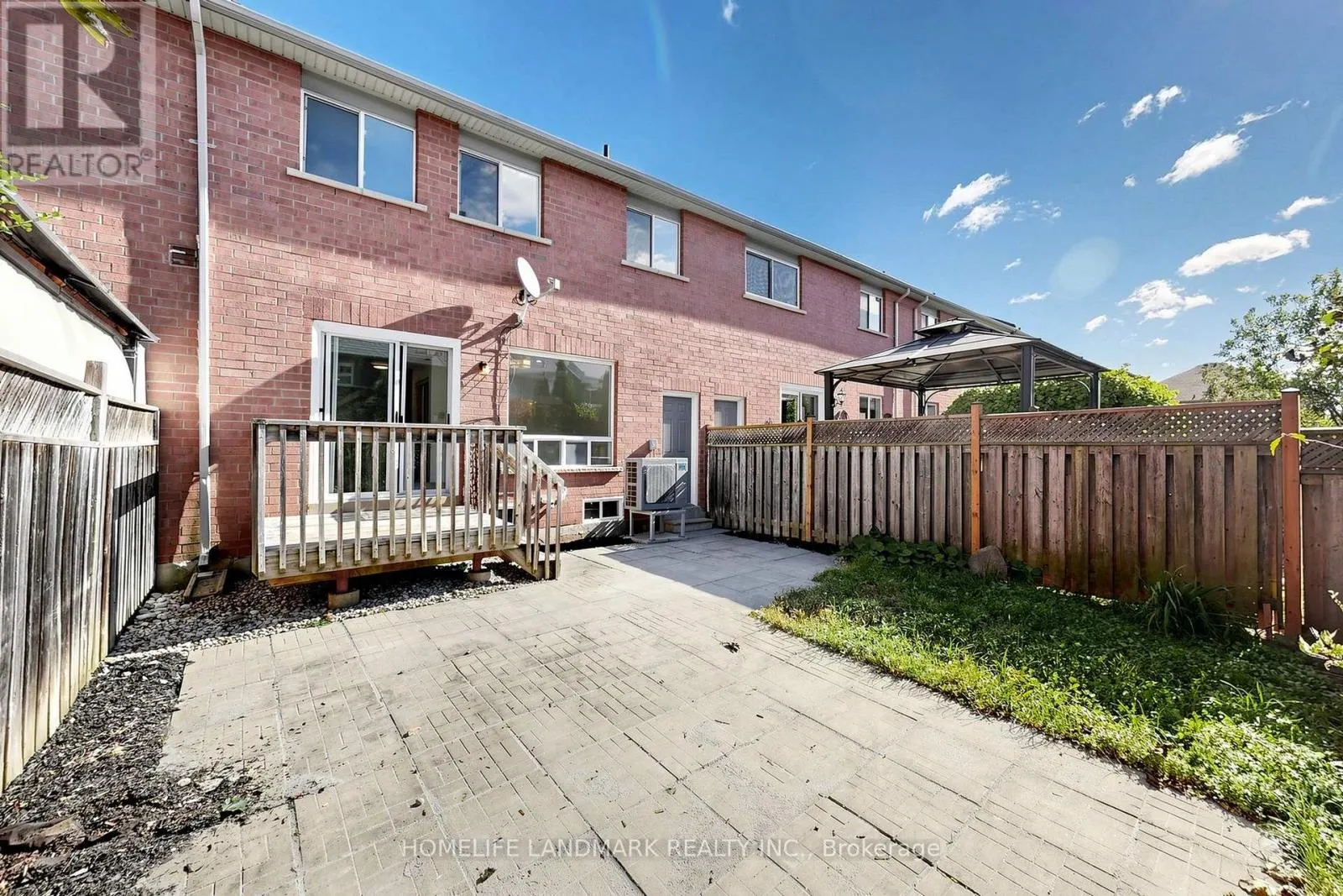 552 THELMA STREET
