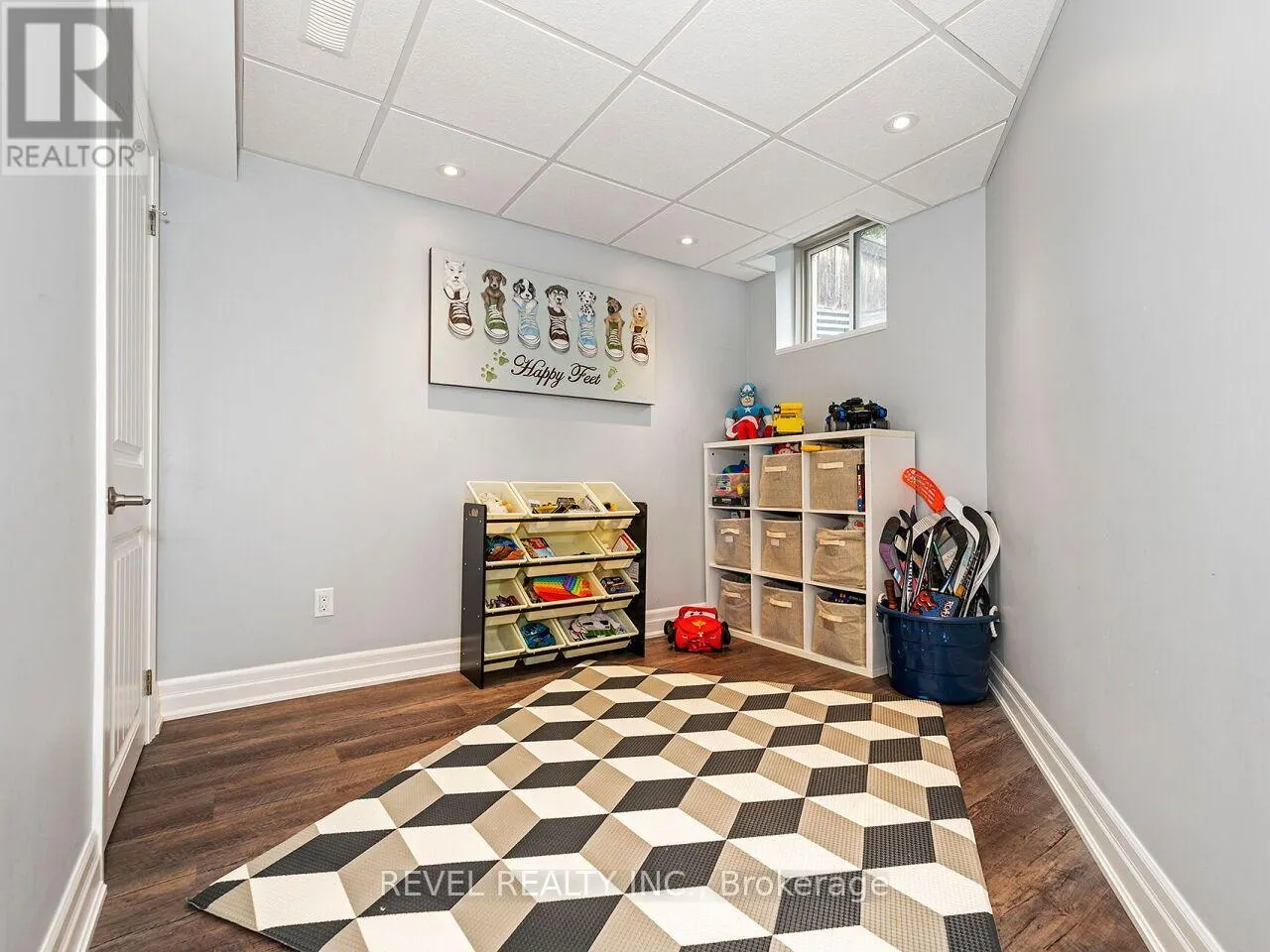 166 FORBES TERRACE
