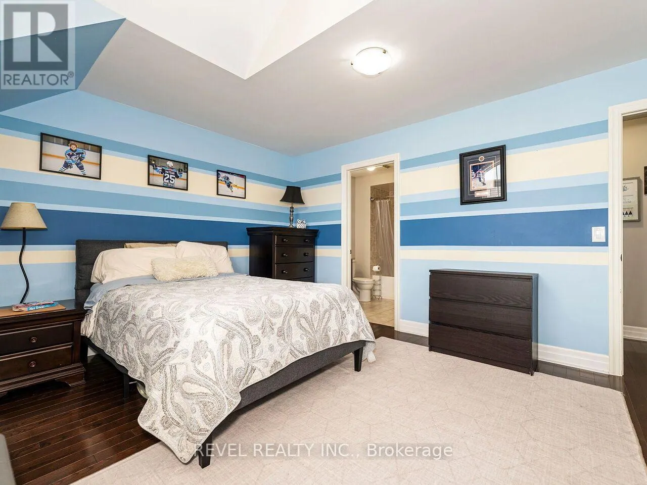 166 FORBES TERRACE