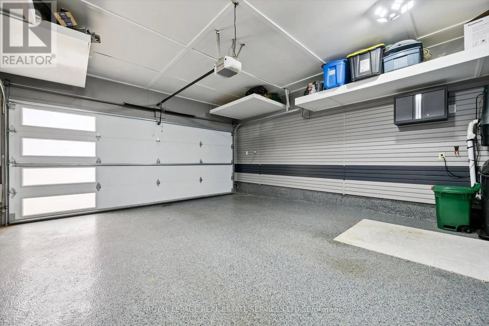 360 RIVER OAKS BOULEVARD W