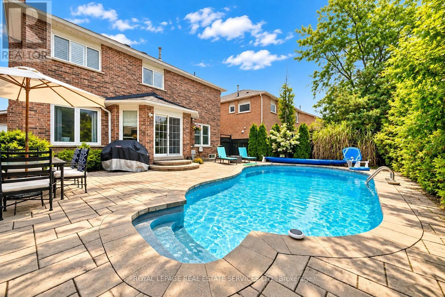 360 RIVER OAKS BOULEVARD W