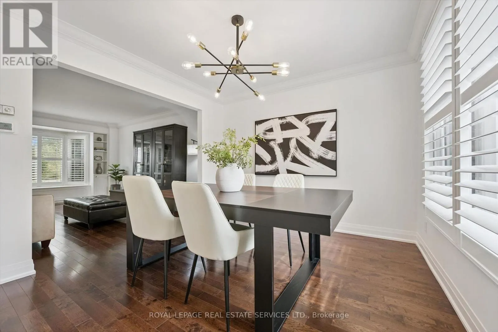 360 RIVER OAKS BOULEVARD W