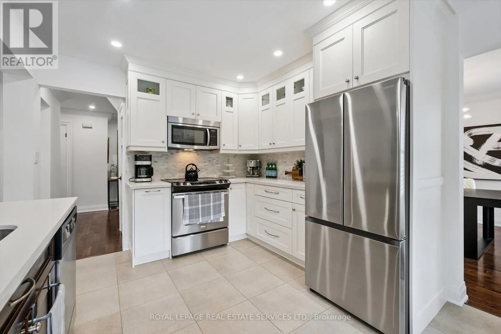 360 RIVER OAKS BOULEVARD W